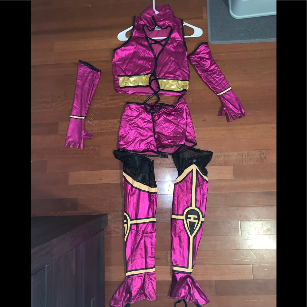 Mortal combat costume